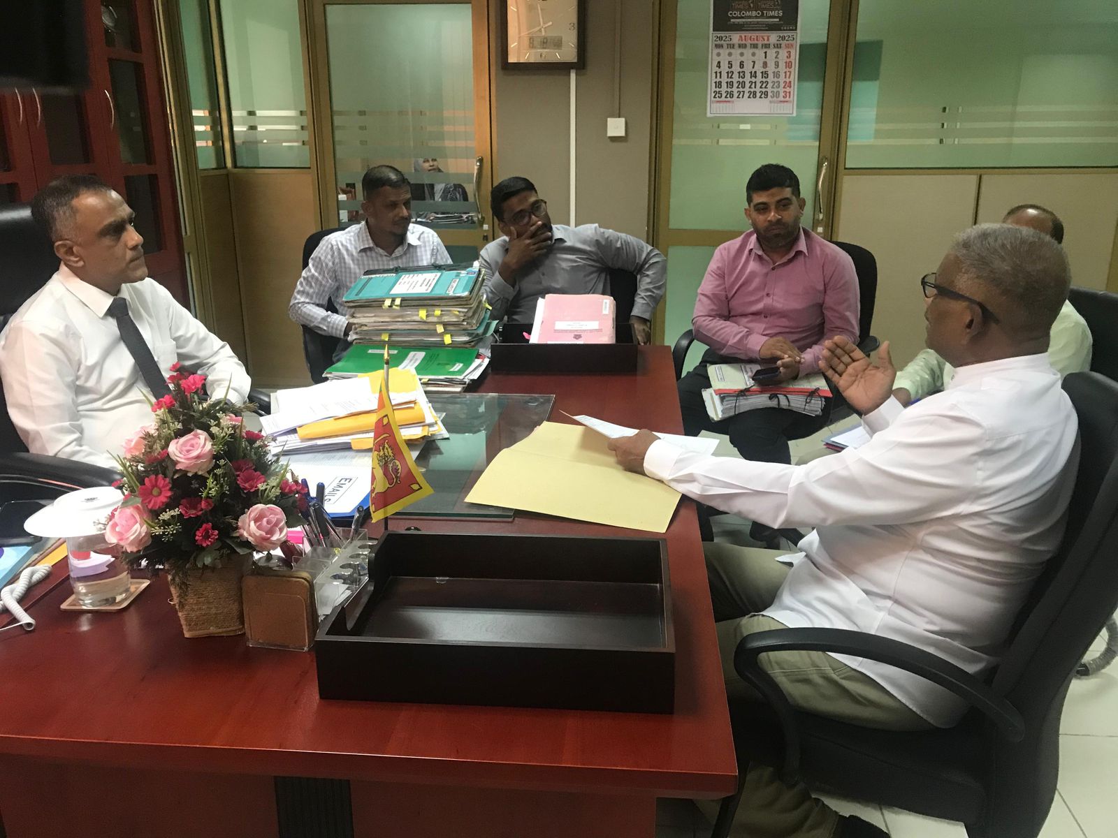 இலங்கை சுங்கப் பிரிவினரால் தடுத்து வைக்கப்பட்டுள்ள தமிழ் மொழி பெயர்க்கப்பட்ட குர்ஆன் பிரதிகள் இதுவரை விடுவிக்கப்படாத காரணம் என்ன?