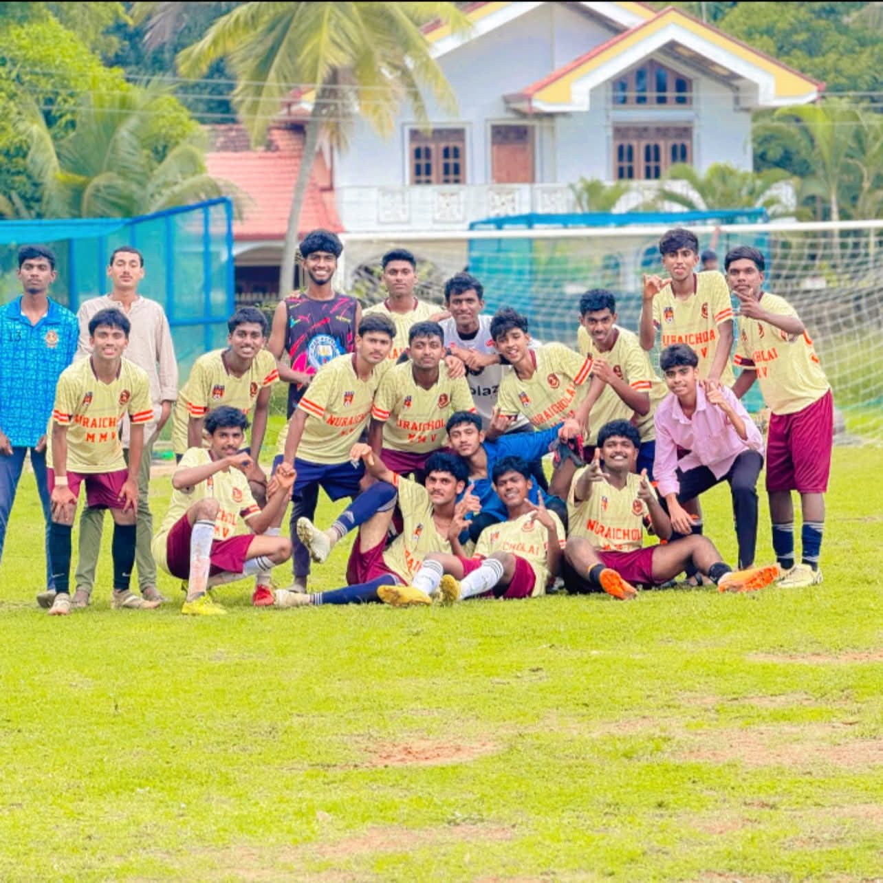 நுரைச்சோலை முஸ்லிம் மகா வித்தியாலய உதைபந்தாட்ட அணி செம்பியனாக தெரிவு