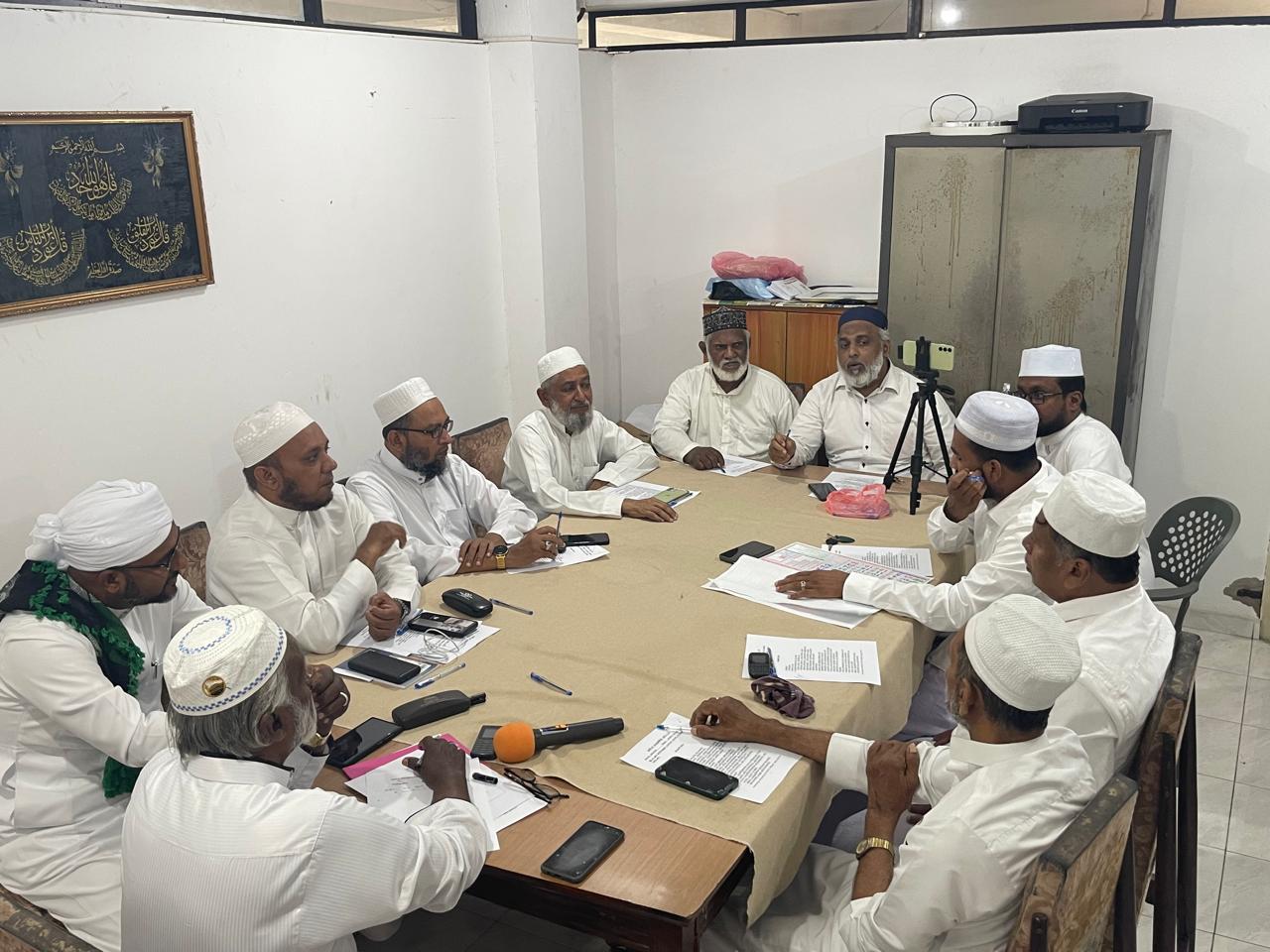 சீனன் கோட்டையில் சிறப்பாக நடைபெற்ற ஷாதுலிய்யா தரீக்கா கலீபாக்கள் ஒன்று கூடல் நிகழ்வு;  பல்வேறு தீர்மானங்களும் நிறைவேற்றப்பட்டது