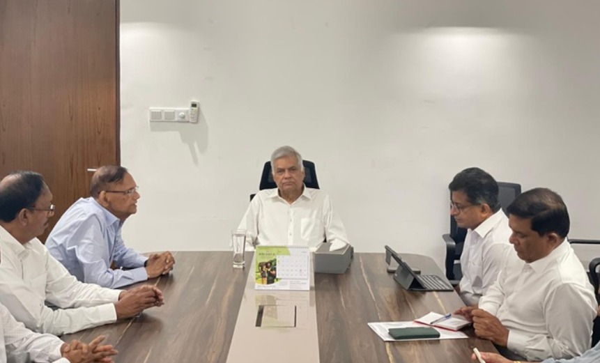 ரணிலை சந்தித்த எதிர்கட்சி உறுப்பினர்கள் குழு