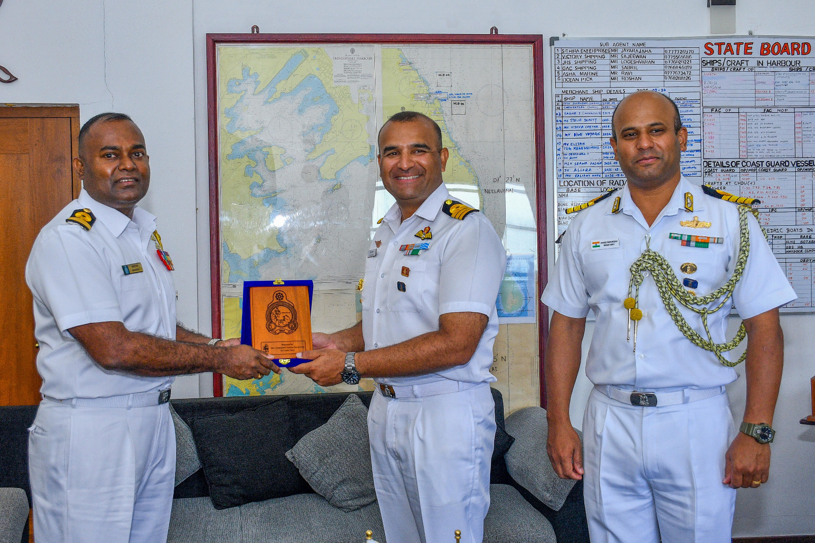 இந்திய கடற்படைக் கப்பலான ‘INS TARANGINI’ உத்தியோகபூர்வ விஜயத்திற்காக இலங்கையை வந்தடைந்தது