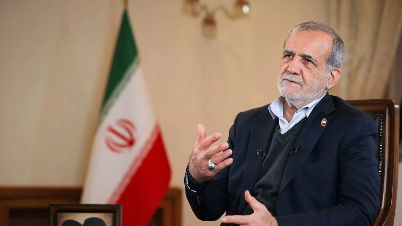 அண்டை நாடுகளிடம் மன்னிப்புக் கோரிய ஈரான் ஜனாதிபதி