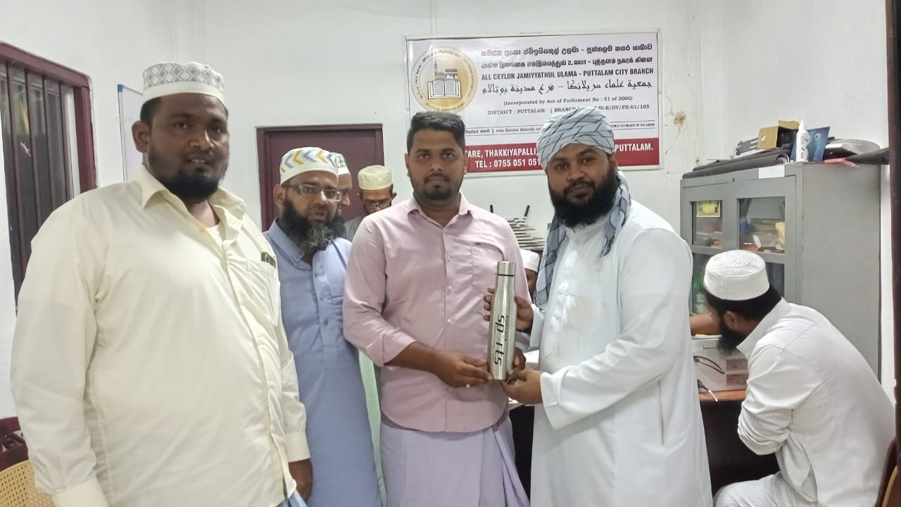 புத்தளத்தில் இடம்பெற்ற ஹிஸ்புல் குர்ஆன் மாணவர்களுக்கான பரிசளிப்பு நிகழ்வு