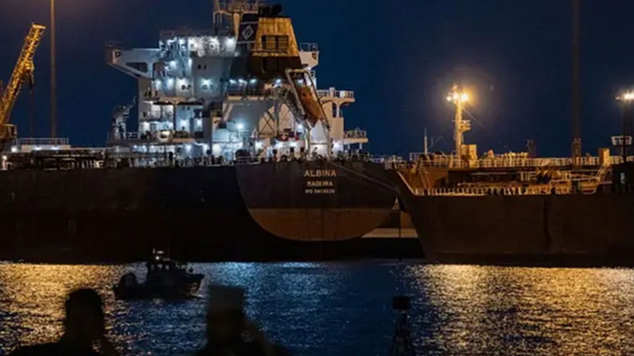 ஹோர்முஸ் ஊடாக பயணிக்கும் கப்பல்களிடம் கட்டணம் வசூலிக்க ஈரான் பாராளுமன்றம் அனுமதி