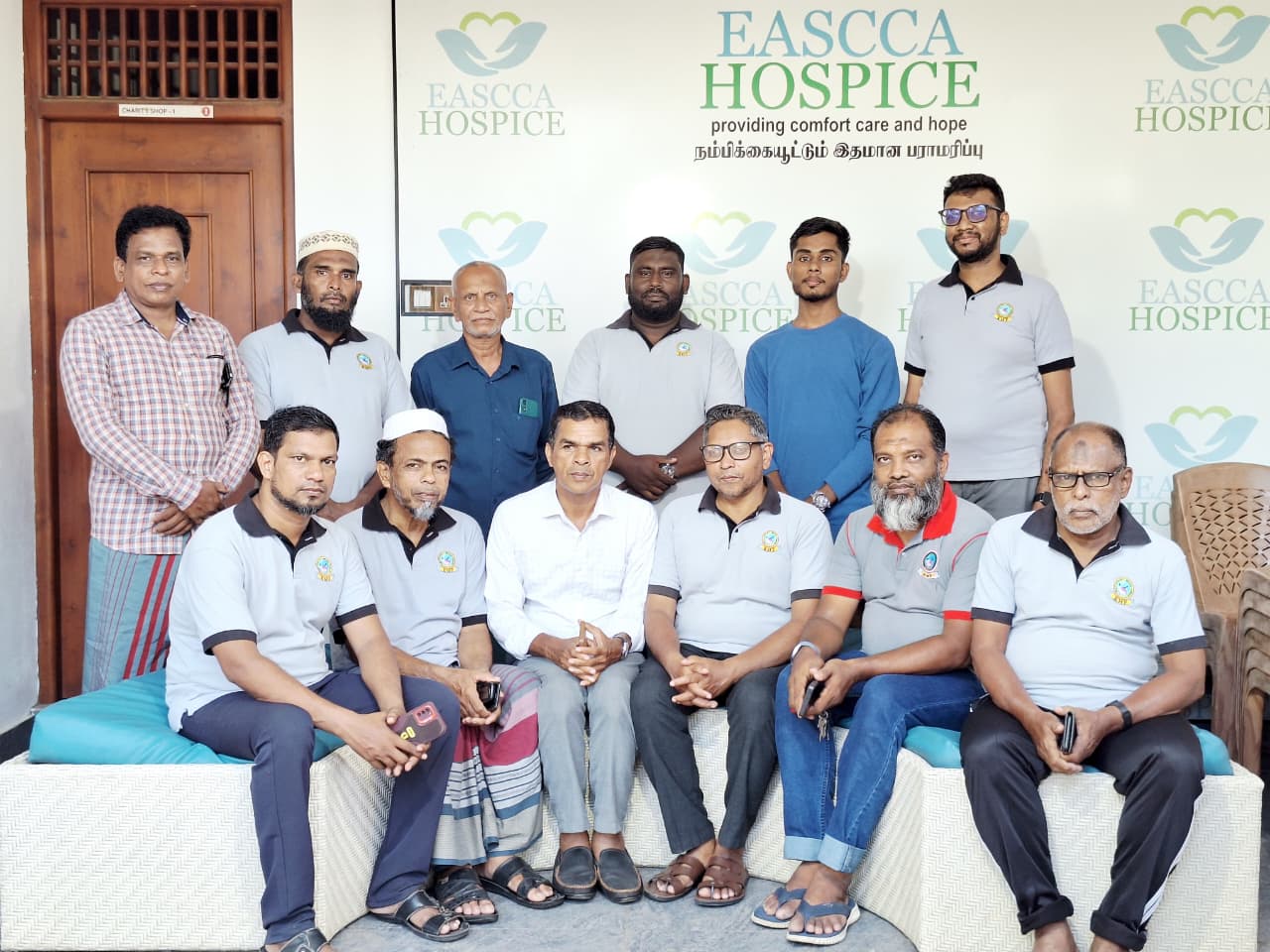 காத்தான்குடி மீடியா போரத்தின் உறுப்பினர்கள் கிழக்கு புற்றுநோயாளர் பராமரிப்பு நிலையத்திற்க்கு கள விஜயம்
