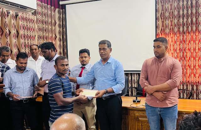 பிரஜாசக்தி நிகழ்ச்சித்திட்டம் – 202630 பயனாளிகளுக்கு முதற்கட்ட காசோலைகள் வழங்கி வைப்பு