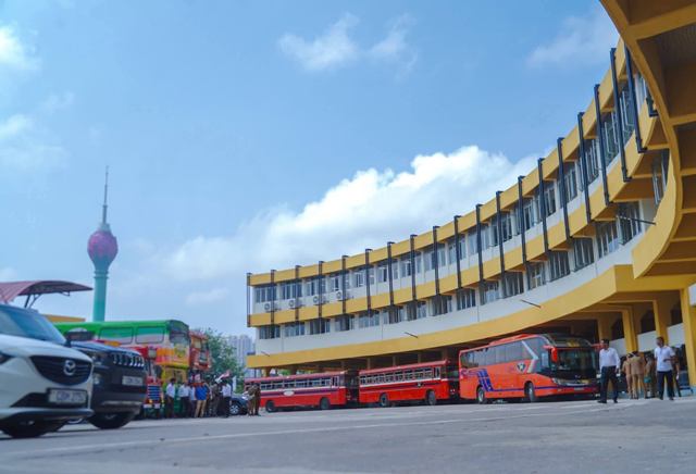 சுமார் 60 ஆண்டு கால வரலாற்றில் முதன்முறையாக கொழும்பு மத்திய இ.போ.ச. பஸ் நிலையம் புதிய பொலிவுடன் திறப்பு