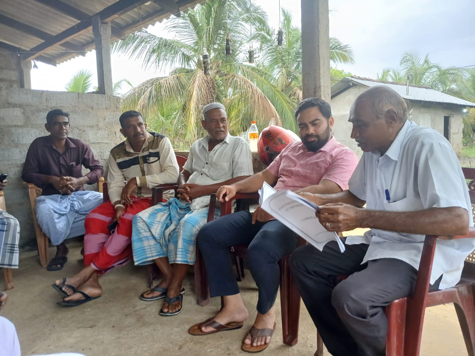 ​சூரிய சக்தி மின் திட்டத்தால் முத்துநகர் விவசாயிகள் பெரிதும் பாதிப்பு; மீனவர்களுக்கும் உடனடி நீதி வழங்குமாறு இம்ரான் மகரூப் எம்.பி வலியுறுத்து