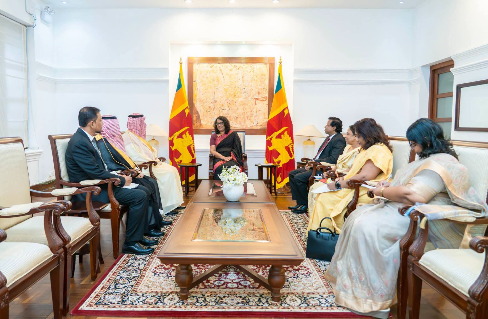 பிரதமர் ஹரிணியுடன் சவூதி அரேபிய தூதுவர் சந்திப்பு