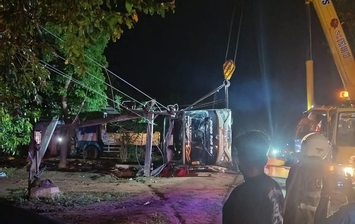 சாலியவெவ பஸ் விபத்து; உயிரிழந்தோர் எண்ணிக்கை 2 ஆக உயர்வு