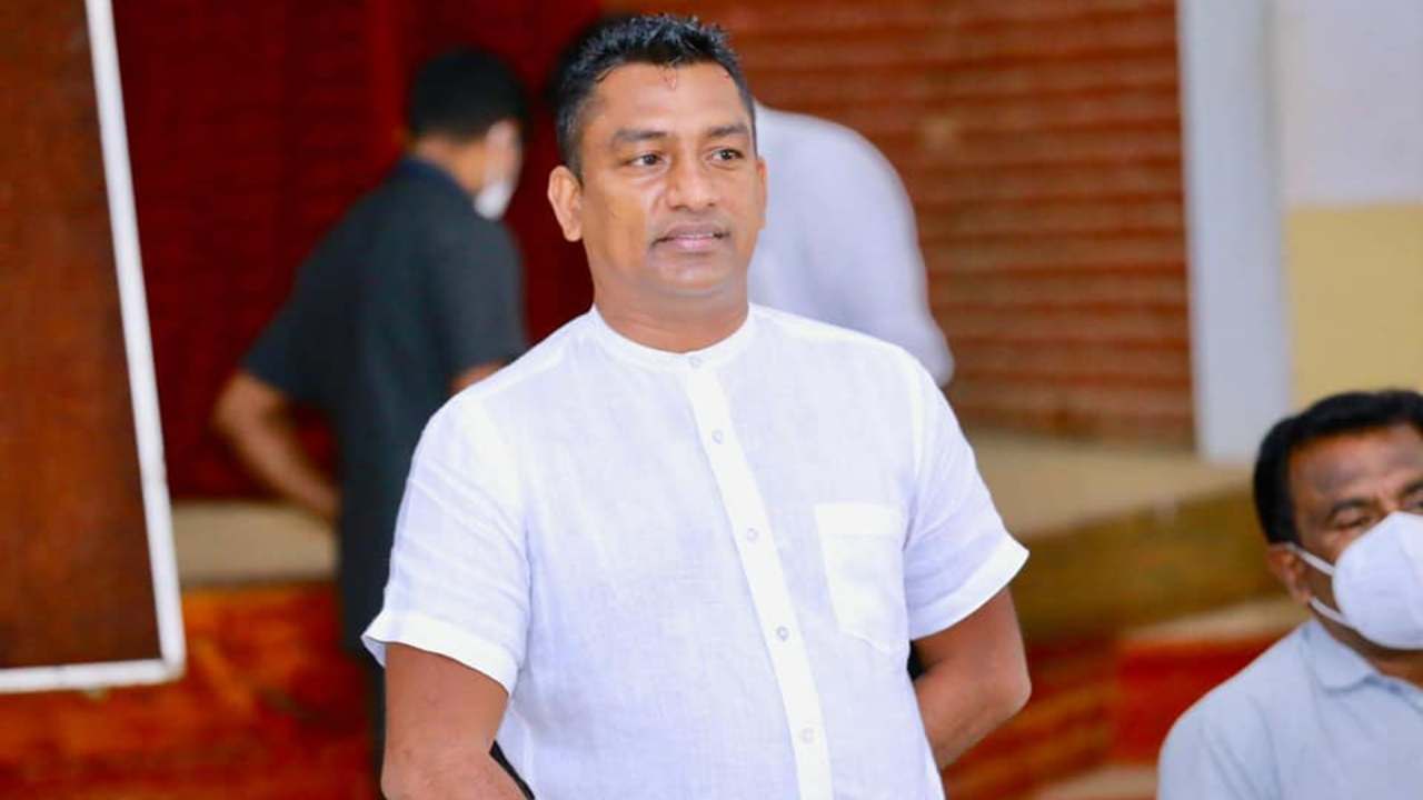 திஸ்ஸ குட்டியாராச்சி குற்றச் சொத்துக்கள் விசாரணைப் பிரிவுக்கு (PCID) வருகை